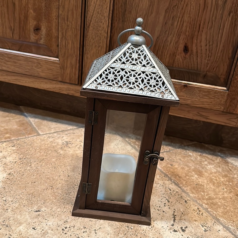 Decor lantern
